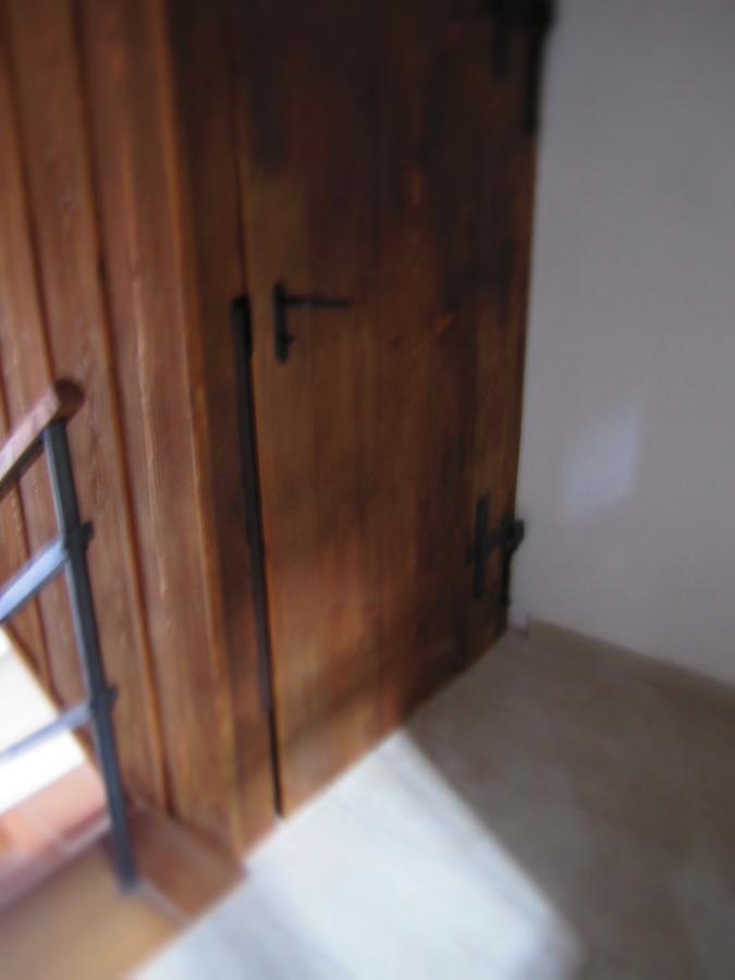 ホテルHolubnik Statecnych Zen Kralovych Luže エクステリア 写真